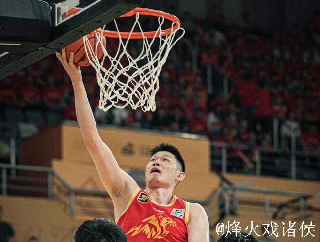 热身赛-胡金秋砍下16+6 中国男篮以75-72险胜波黑