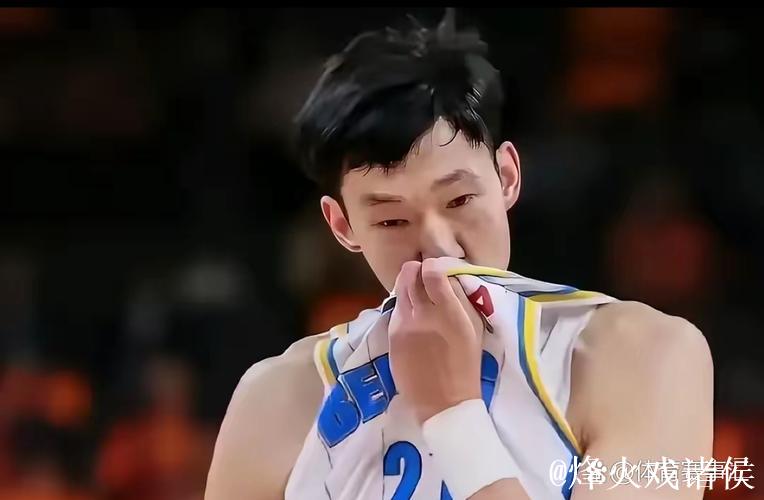 CBA-周琦砍下15分9板 北京北汽力克新疆伊力特